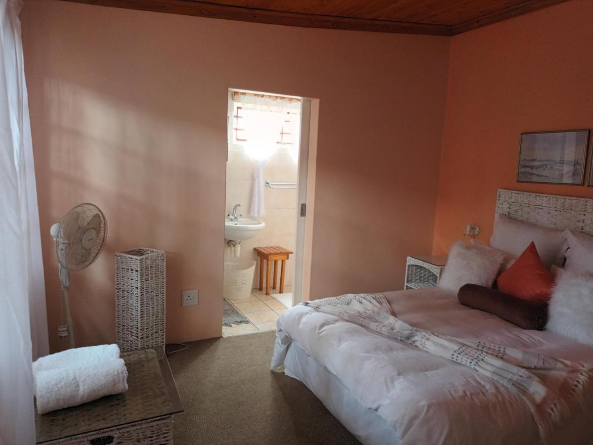 Huis Klipdriftself Catering &B&B Henties Bay 外观 照片
