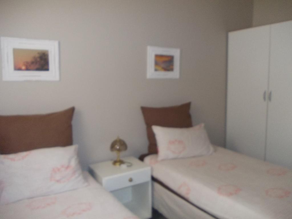 Huis Klipdriftself Catering &B&B Henties Bay 外观 照片