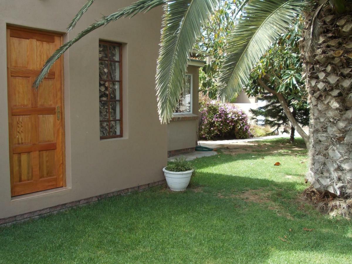 Huis Klipdriftself Catering &B&B Henties Bay 外观 照片